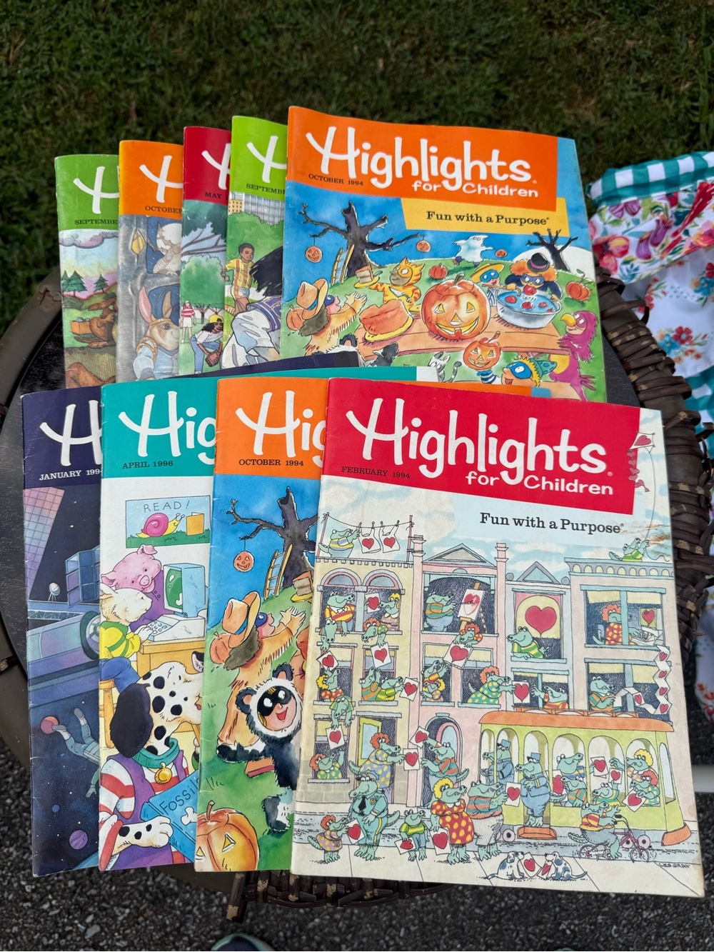 Vintage’s Highlights 1980s-1990Children Magazine Bundle - Multicolor Covers